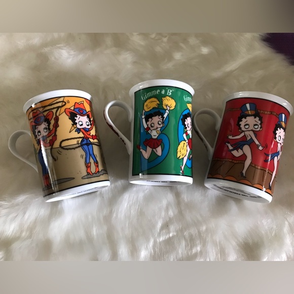 Betty Boop Mint
Fine Porcelain Collection mugs by The Danbury Mint - Picture 12 of 12
